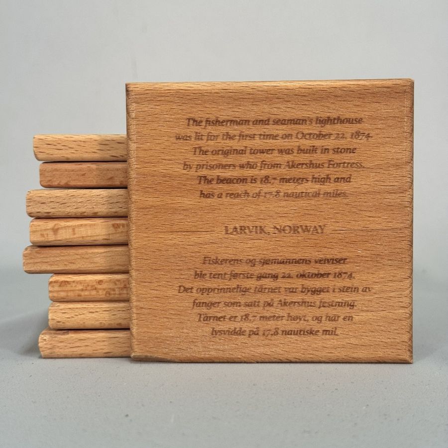 Glassbrikke Svenner fyr