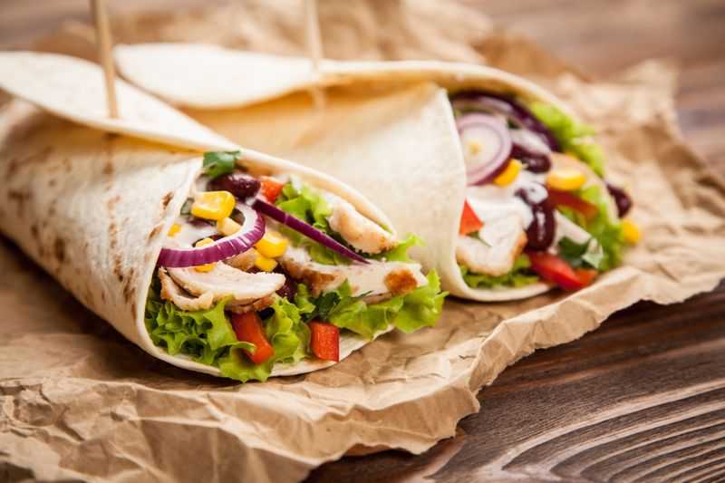 Wraps; kylling eller laks -bestilling tlf 98231048